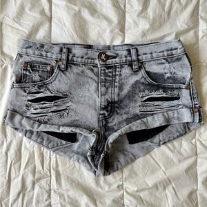 ONE TEASPOON | Gray Bandits Distressed Denim Shorts